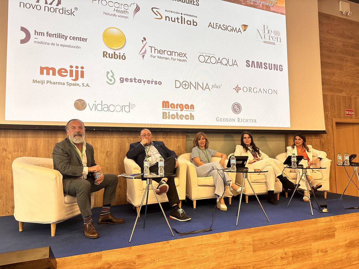 Celebramos el II Congreso Nacional de Asistencia privada de la SEGO del cual  tengo el honor este año de ser Vicepresidenta y además de hacer la presentación de la ponencia de Menopausia y Obesidad y de la importancia del abordaje de la misma en las consultas ginecológicas ,🫀