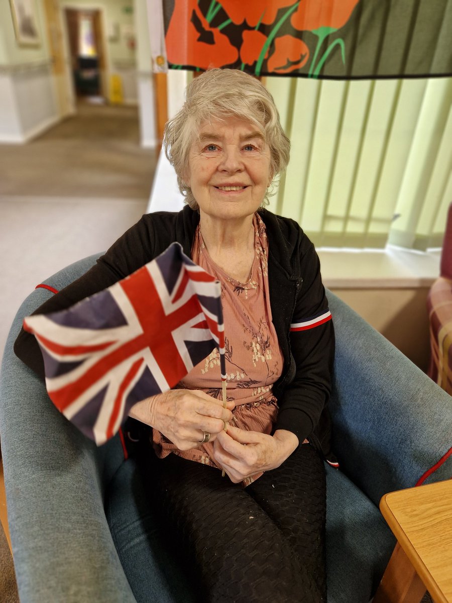 BeechfieldLodge's tweet photo. We had the lovely Samantha Jones on d-day, singing wonderful songs from the 1940s. 
@AnchorLaterLife @RachelDoddSmit2 @Steve_Vessey #DDayNowPeace https://t.co/SynxTvhwoP