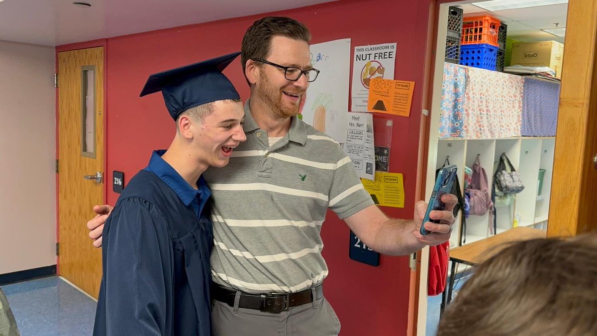 Burrillville HS Broncos tweet media