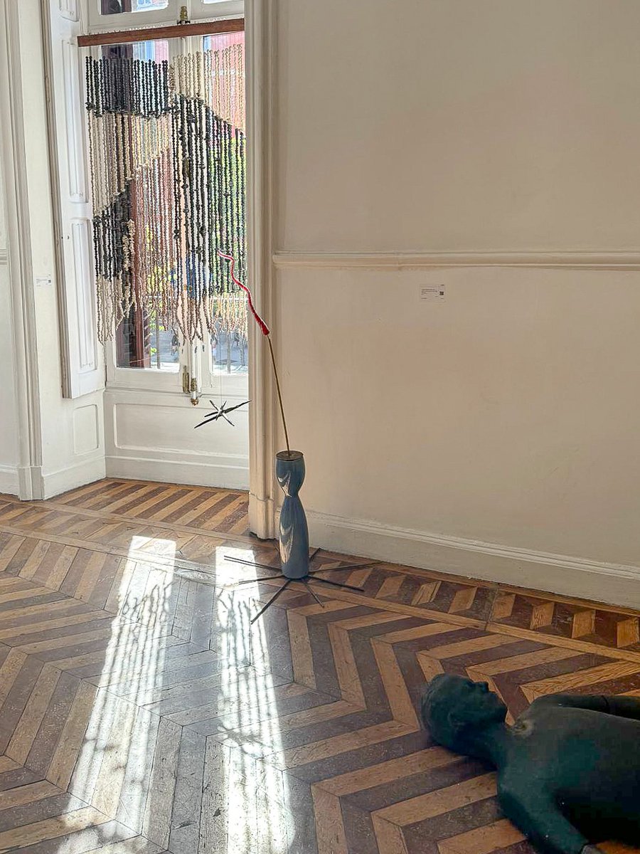 ✨Inaugurado nuestro stand en #CerARTmic, la primera feria de arte contemporáneo dedicada a la #cerámica en España! 

No dudéis en visitarnos hasta el 9 de junio en el Palacio de Santa Bárbara 

🔸Stand 8