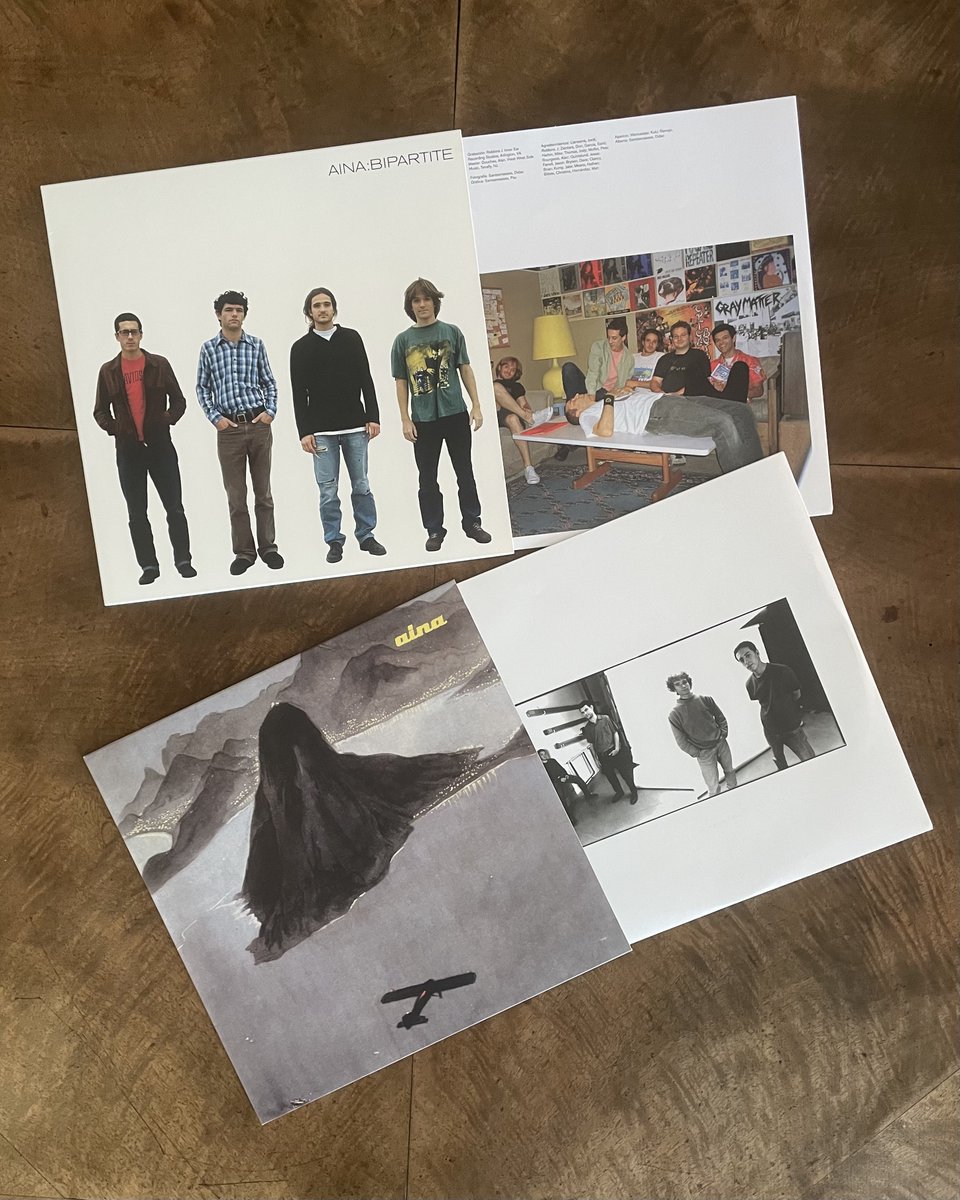 bcoredisc's tweet photo. Clásicos ❤️
Titi, Artur, Álvaro i Pau
.
Aina "Aina" LP 1999, Reissue 2019
Aina "Bipartite" LP 2001, Reissue 2021
😍 still available
https://t.co/75R25iFIfq
.
#aina #bipartite #bcore #bcoredisc #bcoreclassics https://t.co/3G0VyXbsjL