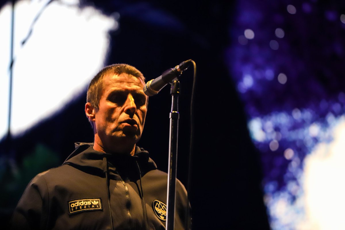 Mikegarnell's tweet photo. Here ya go you thirsty bunch. A few from Liam Gallagher performing at The O2 last night.
#liamgallagher #lm30 #dm30 #definitelymaybe #oasis https://t.co/hpSV96a1qe