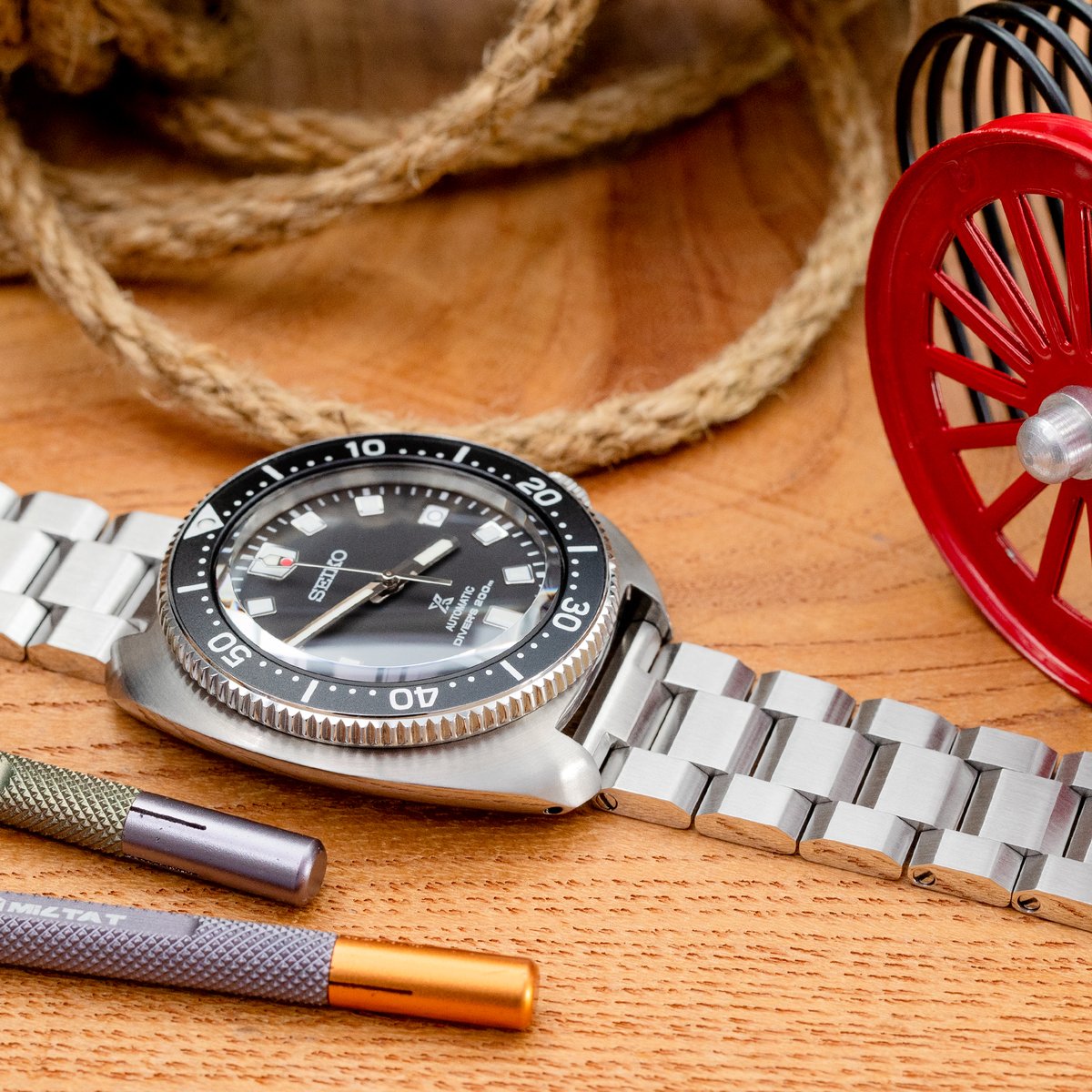 Strapcode's tweet photo. ⌚️: SEIKO SPB151
Strap: @strapcode
Strap Model: B132S
Another level of ultimate elegance of Seiko Prospex SPB151 Captain Willard 2020 Black with 20mm Hexad III QR Stainless Steel Watch Band with Straight End Quick Release design for easy removal
#strapcode #spb151 https://t.co/648YyfmE0W