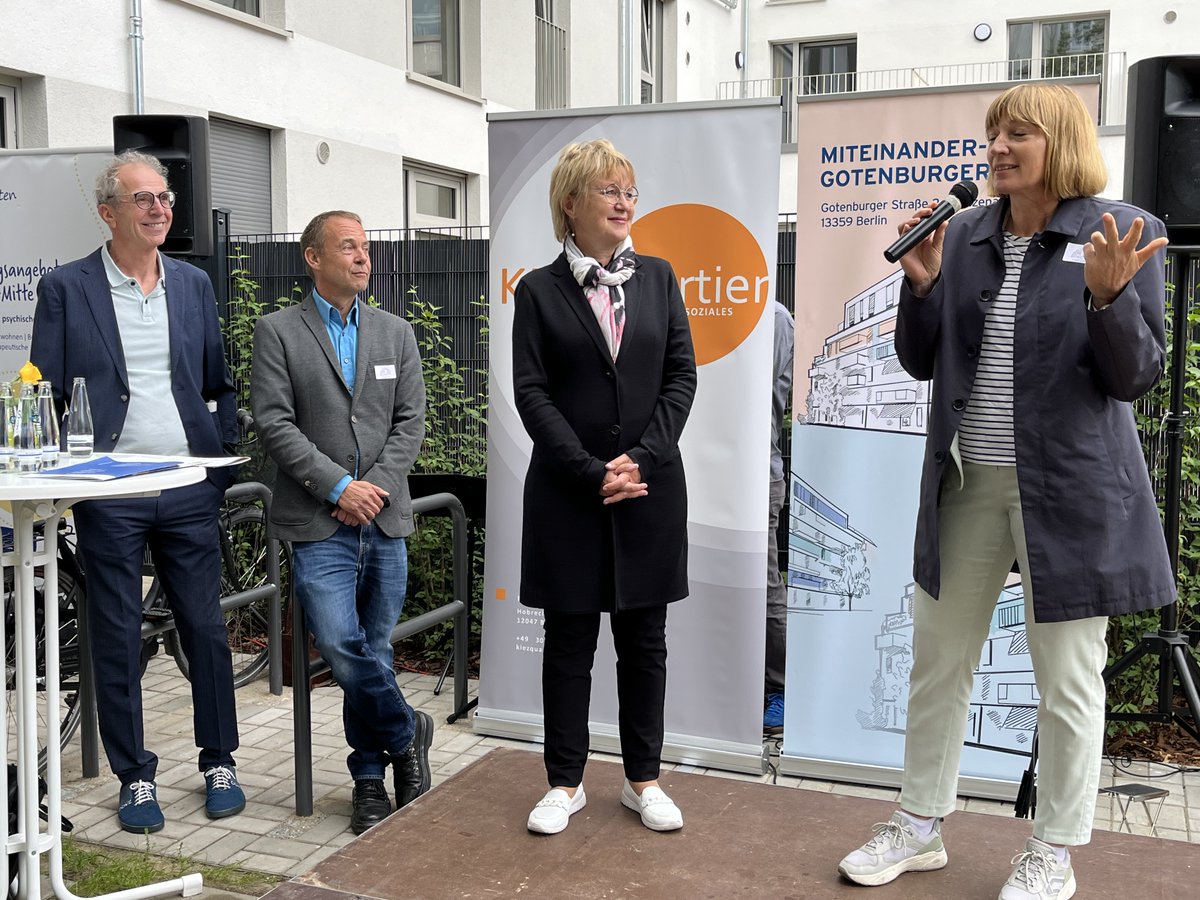 Tata! 📢Das Miteinanderhaus Gotenburger Str. im Soldiner Kiez ist eröffnet! 👏Gebaut von <a href="/degewo/">degewo</a>
 gemeinsam mit <a href="/Kiezquartier/">Stefan Lutz</a> für 100 Menschen, die hier wohnen und unterstützt werden. Ein Modell für die Zukunft! #berlinbessermachen <a href="/SenStadtBerlin/">Senatsverwaltung Stadtentwicklung, Bauen & Wohnen</a>
 <a href="/BA_Mitte_Berlin/">Bezirksamt Mitte</a> <a href="/weddingweiser/">Weddingweiser 👑 (legacy-account)</a>