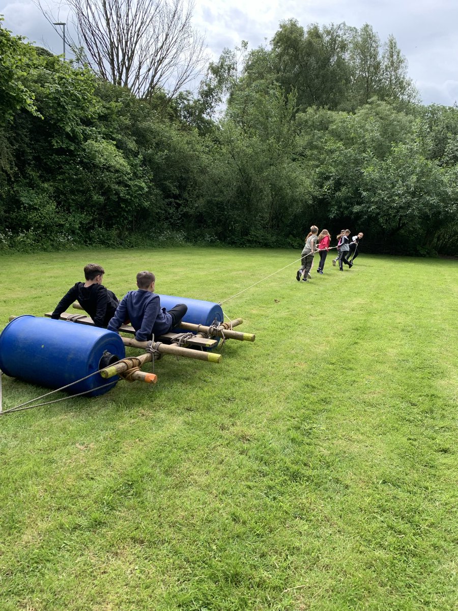 Lakeside_school's tweet photo. Loving life on the buggy. ⁦@CliffeHouse⁩ #fastandfun https://t.co/UELqLNzfvs