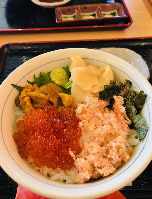 saorinshalala's tweet photo. 関東にはTDL🐹関西にはUSJ 🐼
たまに愛知県には何がありますか?と聞かれる事がありますが、「うーん🧐」
#レゴランド が存在はしてます
風景に見えますが全部ブロック🧱
わたしも聞いてみたい…
「愛知県には何があるんですか?🤣」
#ばんごはん https://t.co/tJXqEQTuBQ