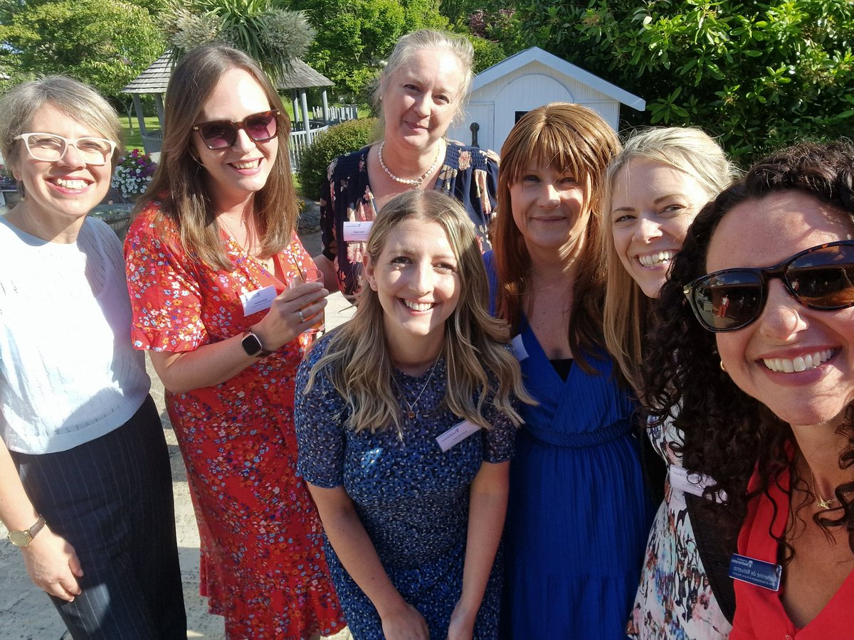 KDeretuerto's tweet photo. Enormous thanks to all our @unisouthampton @SotonAlumni friends and supporters in #Guernsey for making us so welcome. We loved the opportunity to share our medical innovation plans with you. Special thanks for providing the sunshine! 😎 https://t.co/cKaApYSv6l