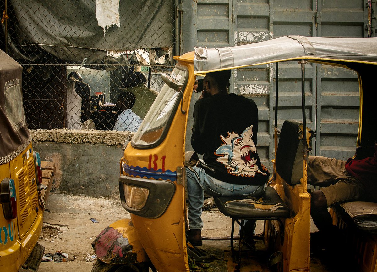 _SPCA's tweet image. Images taken by IG: godivaomoruyi_
(Nigeria).. We want to see your street photography in all kinds of style. Tag us on your photos #streetphotographyAFRICA and follow us on
@_SPCA for your chance to be featured.