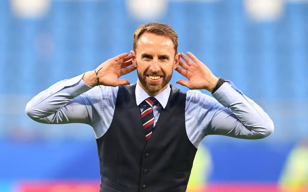 mufcMPB's tweet image. 🚨 Manchester United’s priority choice of Gareth Southgate is one factor complicating the decision over Erik ten Hag’s future, as INEOS are intent on getting the first big call of their era right. #MUFC [@MiguelDelaney]