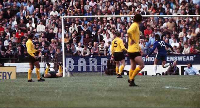 All football fans know VAR is dreadful and ruining the game but this has to be one of the worst but funniest decisions ever. Chelsea - Ipswich Stamford Bridge 1970 the ball hits the side netting the ref think his name was Mr Magoo gives a goal