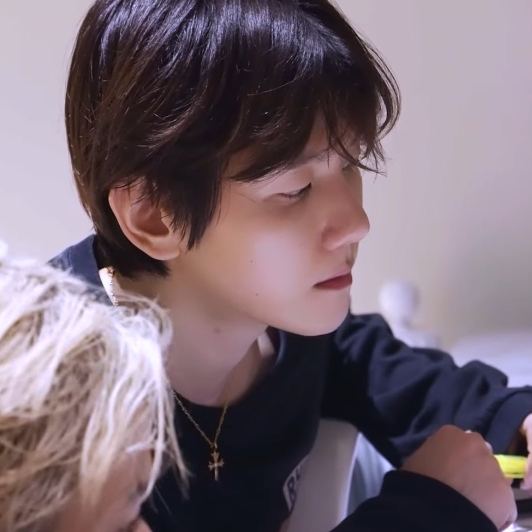 예쁘다 예쁘다 하니까 작정하고 미친듯이 예쁘네