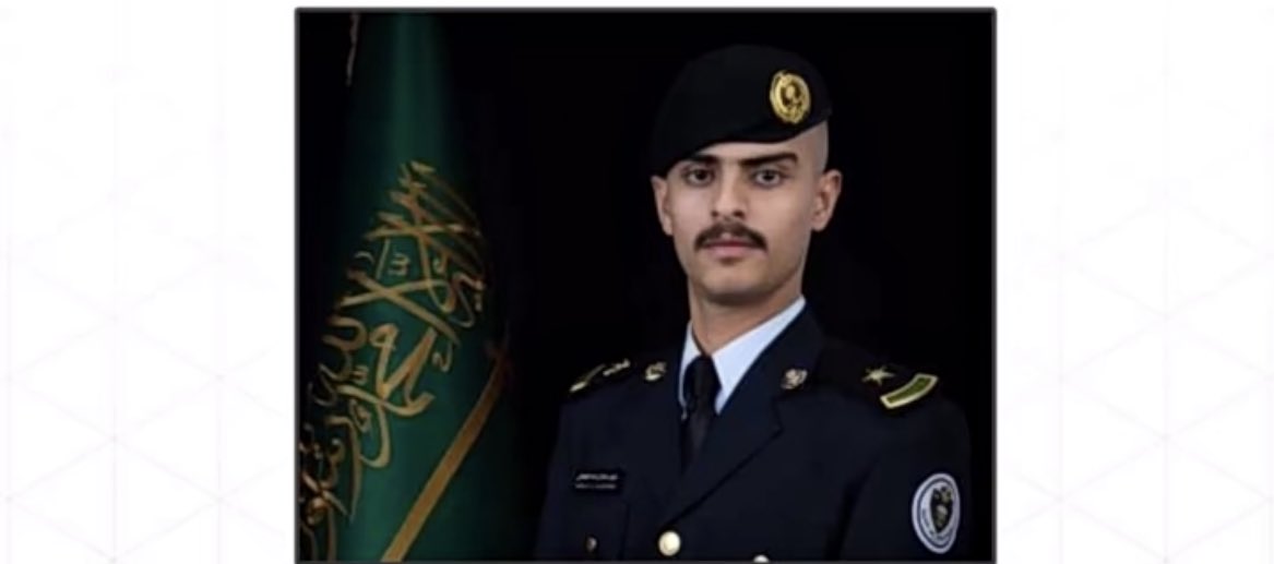 Al_m3mer's tweet photo. ..

                                نبارك للملازم
               فيصل بن سالم بن محمد آل راحلة 
          بمناسبة تخرجة من كلية الملك فهد الأمنية 
                  سائلين الله له التوفيق والسداد https://t.co/PraPAGCfO6