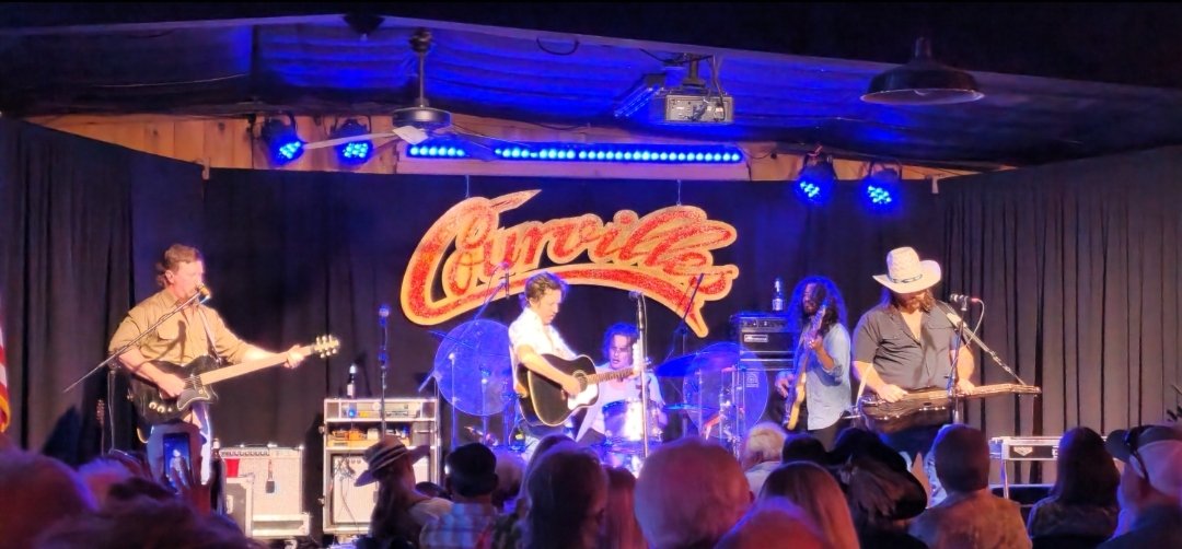 blakehopper's tweet image. Silverada at Courville&apos;s 🤠 Like seeing the Beatles at the Cavern Club @silveradamusic