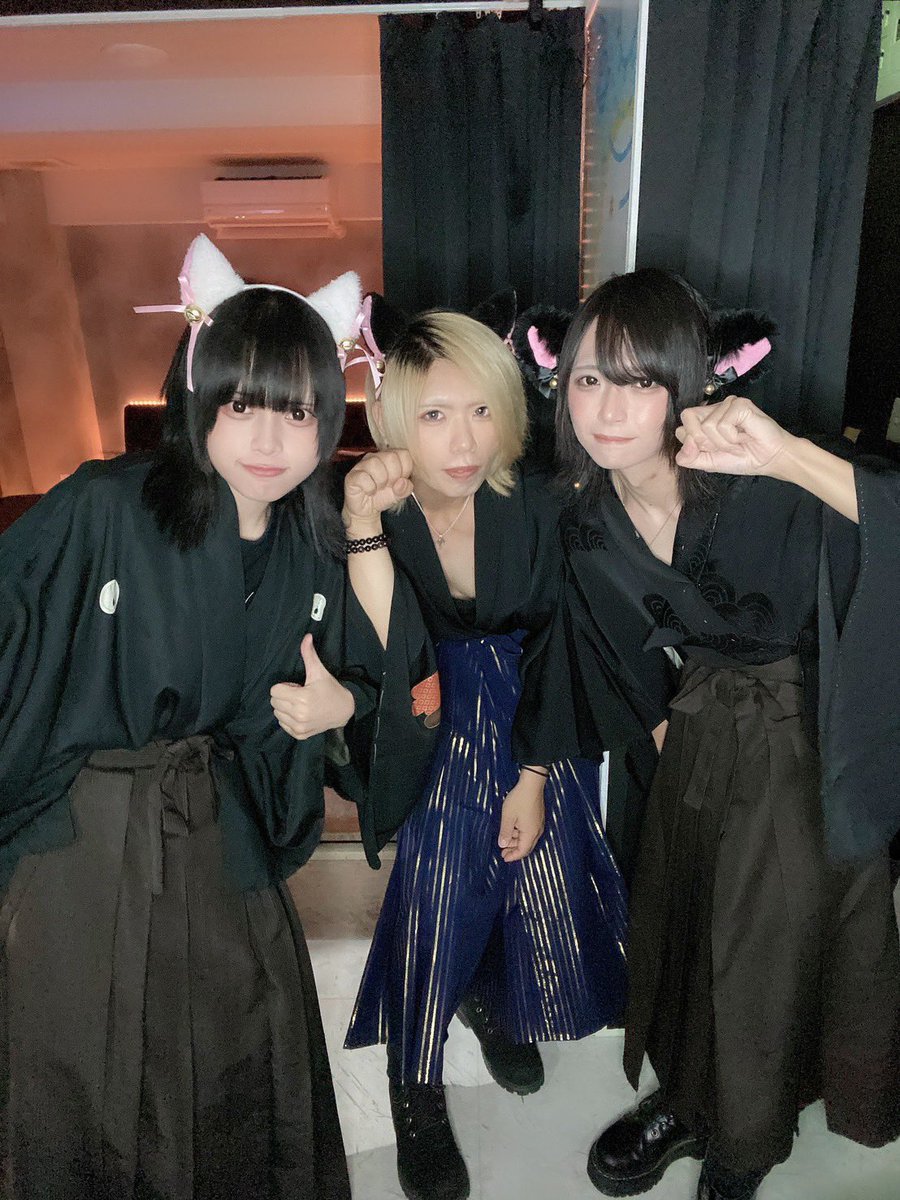 hyakki_cafe's tweet photo. 🦊百鬼夜行20時open🦊

🦊とあ@toatoa444 

🦊みゃと@myato_hyakki 

🦊乃亞@satanist_masiro 

🦊りるあ@riru_a00 

🦊つばき@Ltubatubatubaki 

お待ちしております！

#メンコン #メンズコンカフェ #名古屋 #栄 #女子大 #コンカフェ #コンセプトカフェ #キャスト募集 https://t.co/f1eBFyZouc
