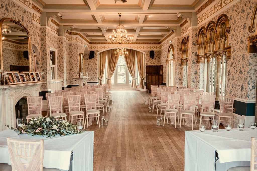 RushpoolHall's tweet image. Ultimate ceremony goals 🤩

📸 @Ryan_ether_photography

To book a tour of Rushpool Hall wedding venue in North Yorkshire pop us a message or email us at weddings@rushpool.co.uk We would love to hear from you and start your wedding planning