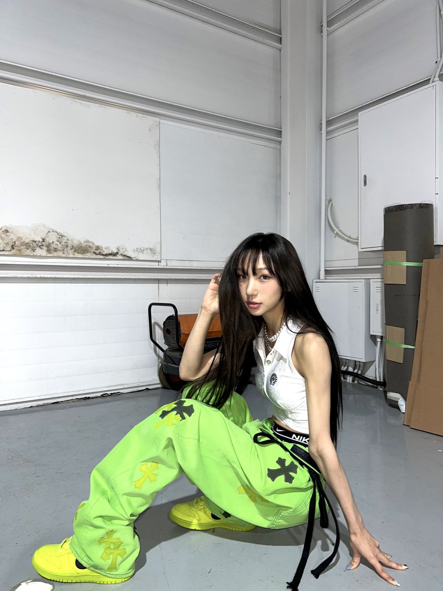 BADVILLAIN tweet media