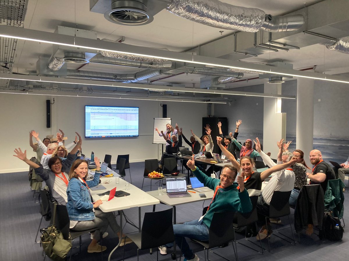 The first new diagnosis is a fact!
#undiagnosedhackathon2024
 Well done team “space”!! <a href="/radboudumc/">Radboudumc</a> <a href="/GeneticNijmegen/">Human Genetics Nijmegen, Radboudumc</a> <a href="/WilhelmFound/">Wilhelm Foundation</a>