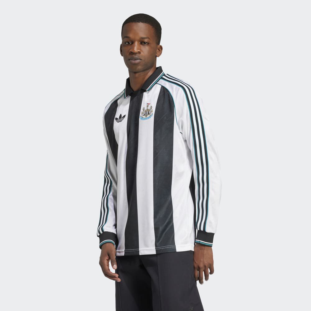A “retro” long-sleeve shirt is set to be released for fans in