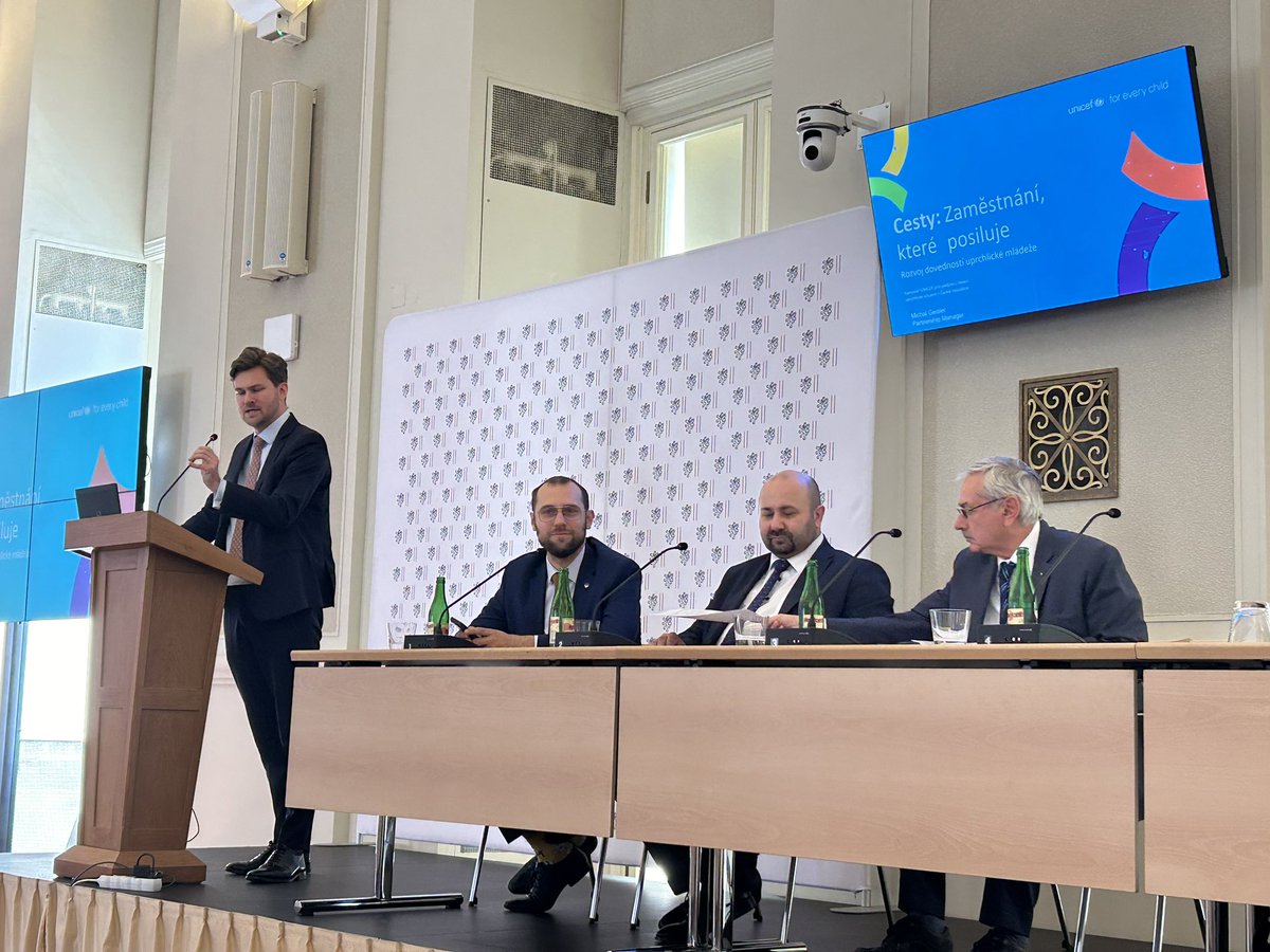 oleinik_yulia's tweet photo. #CESTY Joining forces with 🇨🇿 Chamber of Commerce and Confederation of Industry to create skills building and employment pathways for young Ukrainians displaced by the war. Many thanks to @TomasKopecny_CZ and @CzechMFA for hosting the dialogue with the private sector! 🧵 https://t.co/ww28Agm8ks