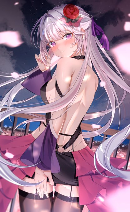 「あんまり見ないで…」 