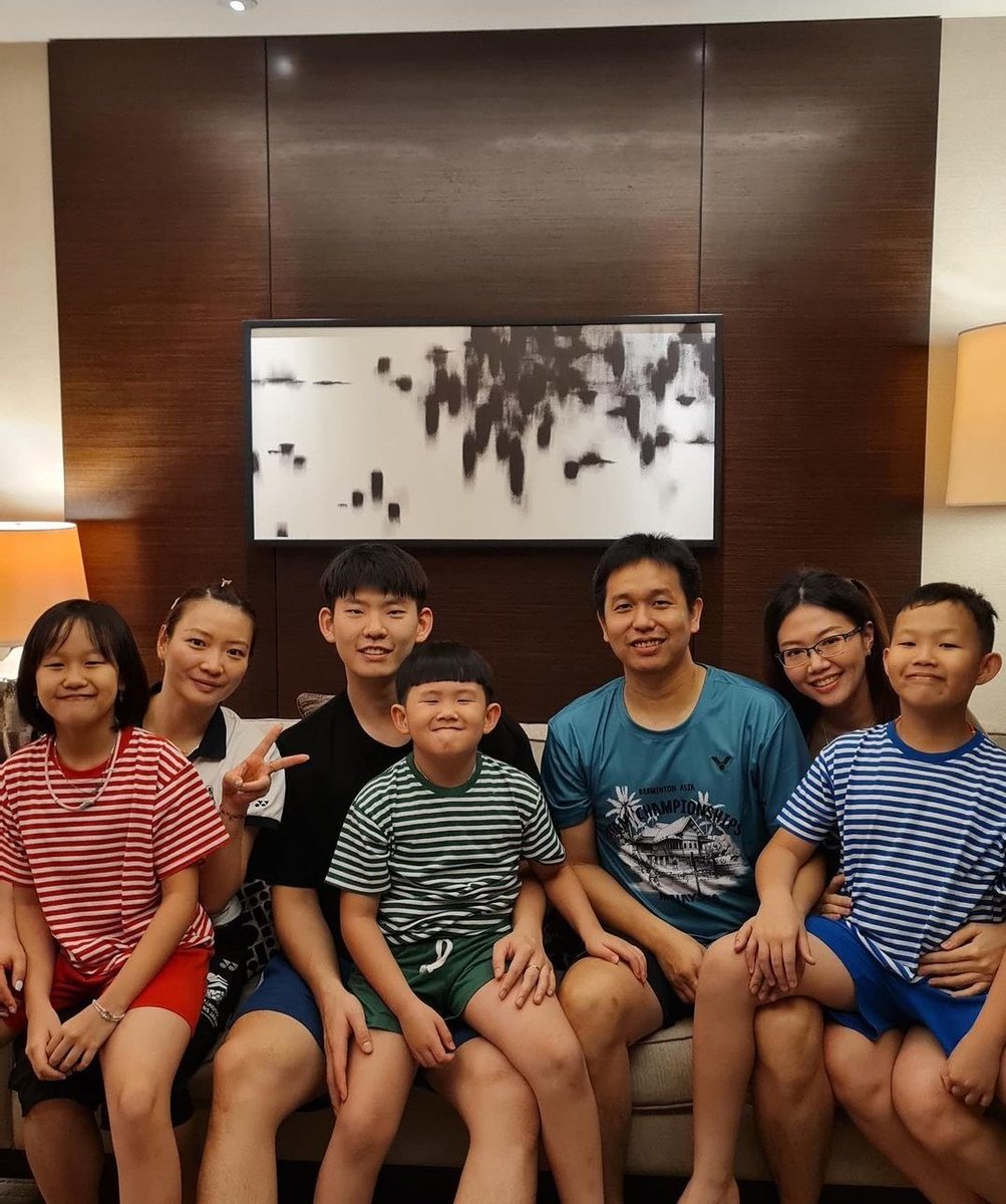 Rilis Keluarga Baru Kojeng Dapet Menantu Huang Ya Qiong 

📸: IG Liu Yu Chen