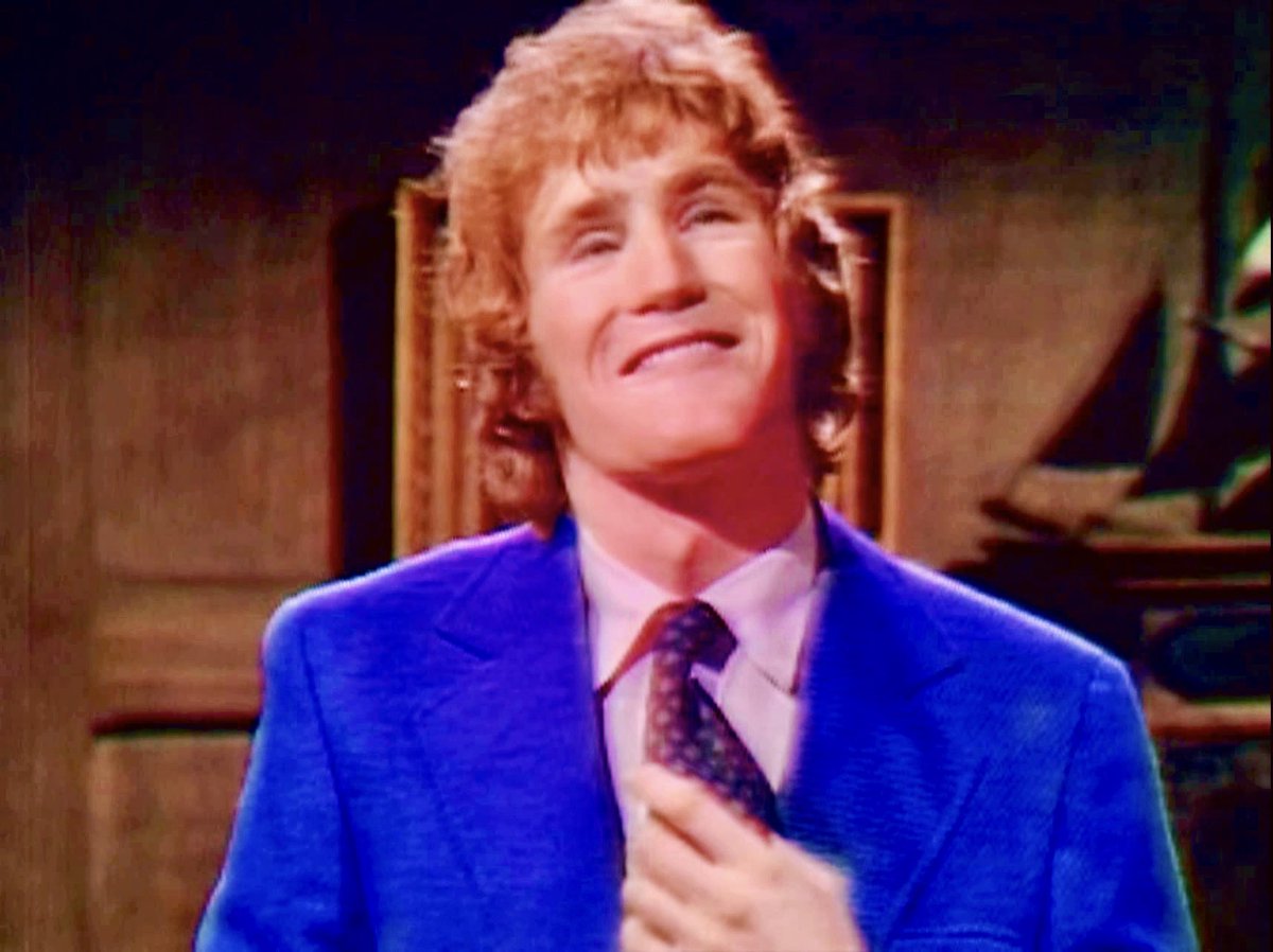 Happy birthday to one of my favorite #DarkShadows actors 
Chris Pennock who always made me smile ; he passed away 
in 2021 but he’s certainly not forgotten 🤍 

#actors #television