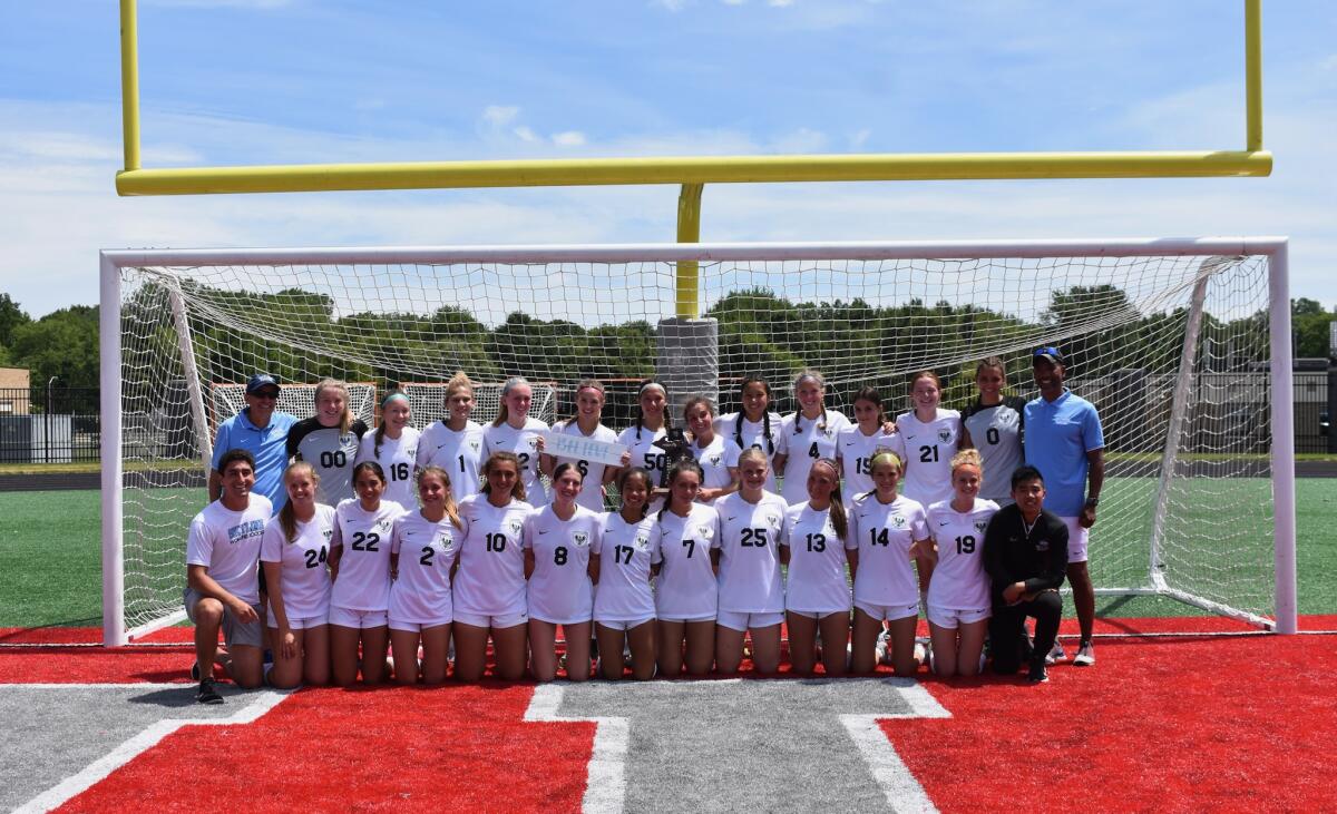 Congratulations to the 2024 District Champs Skyline Girls Soccer! The season didn't end the way you had hoped but we are still very proud of everyone. Nice team effort.