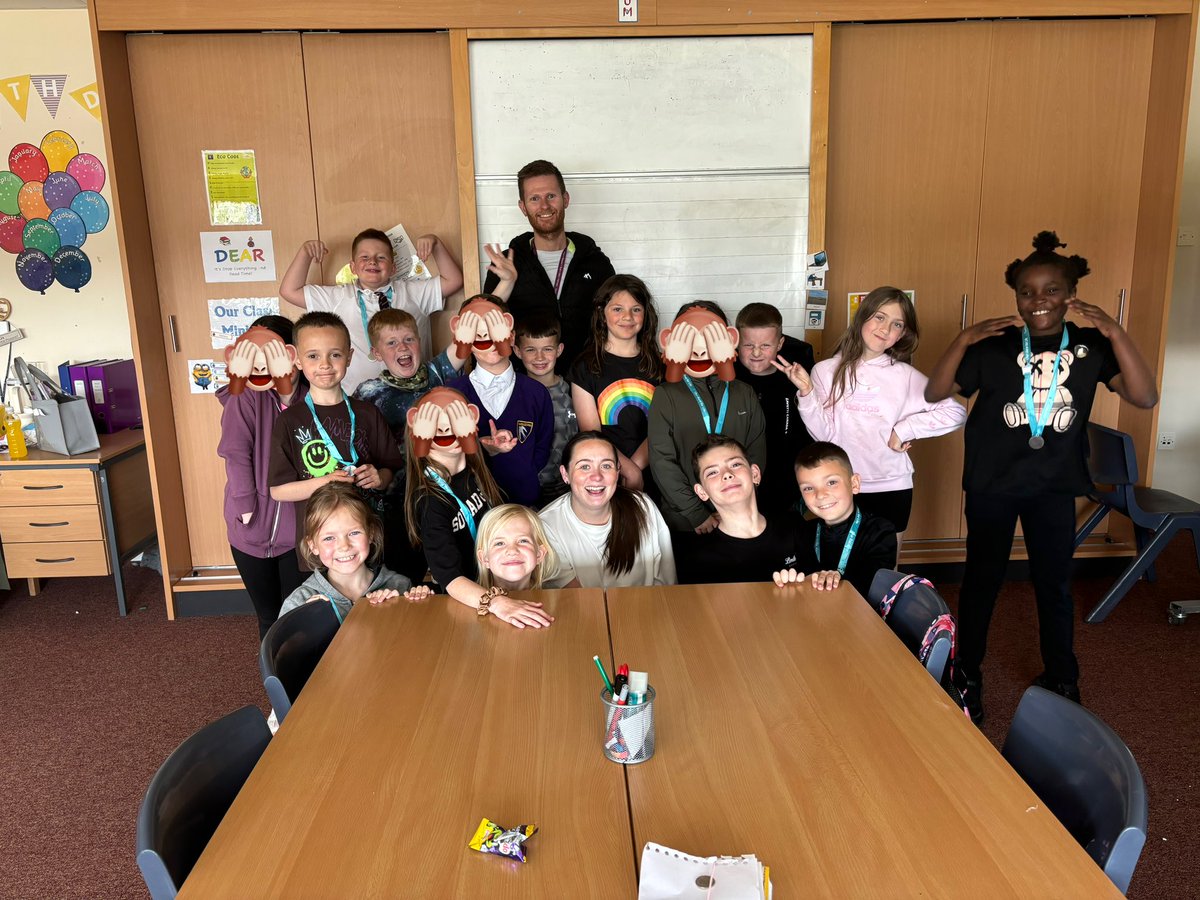 MissCarbery1's tweet photo. Last day with my fabulous little cherubs! What an incredible year it’s been full of learning , fun, laughter and making memories. Enjoy your last few weeks before summer holidays and have a well earned break. As we like to say in P4/5 “love you, miss you” 🥰😇🫶🏼 @HareleeshillPS https://t.co/9JkuMtvPJM