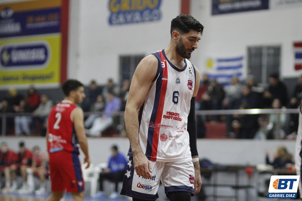 Basquet Total (@basquettotal) on Twitter photo #LDAxBT | "LA HINCHADA DE GOES ES UNA LOCURA"
Goes venció como visitante a Sayago por 70-67 en un partido que se cerró en el final. Clave para ello fue Manu Vázquez, con quién charlamos una vez finalizado el partido.
📝<a href="/Mcaballero_03/">Matías Caballero</a> 
👉wp.me/p6K7W2-RKv #LDAxBT | "LA HINCHADA DE GOES ES UNA LOCURA"
Goes venció como visitante a Sayago por 70-67 en un partido que se cerró en el final. Clave para ello fue Manu Vázquez, con quién charlamos una vez finalizado el partido.
📝<a href="/Mcaballero_03/">Matías Caballero</a> 
👉wp.me/p6K7W2-RKv