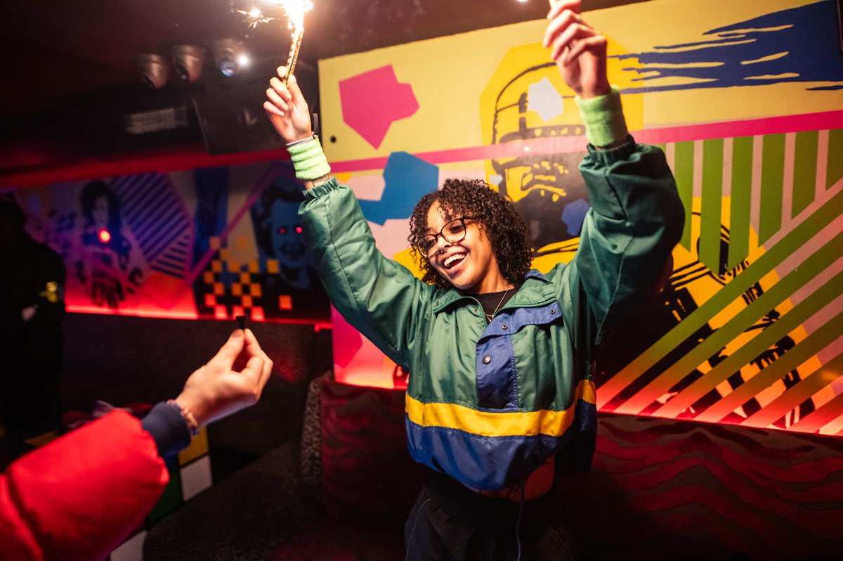 Get the sparklers ready✨ At Maggie's Club in Chelsea, we're rockin' the ultimate 80s night out until 3:30am on the weekends! #80sNight #MaggiesClub