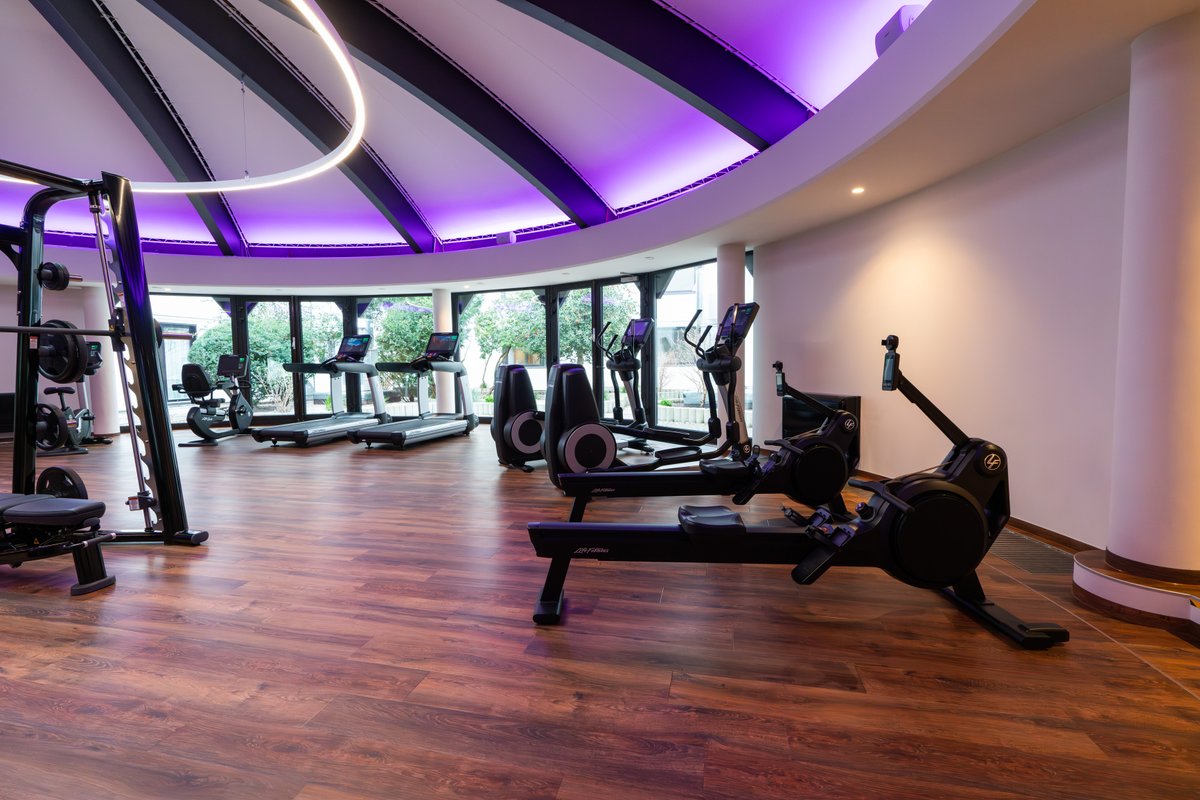 Life Fitness (@lifefitness) on Twitter photo 📍 <a href="/DoubleTree/">DoubleTree by Hilton</a> By Hilton Berlin
Get a relaxing #yogaflow, brisk tread walk or serious sweat session in during your stay? Yes, please ✅ 📍 <a href="/DoubleTree/">DoubleTree by Hilton</a> By Hilton Berlin
Get a relaxing #yogaflow, brisk tread walk or serious sweat session in during your stay? Yes, please âś…