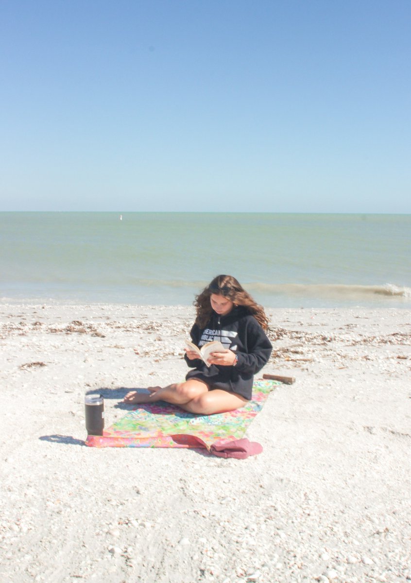 AmericanPublicU's tweet image. With APU, you can #studyanywhere. Just ask Amanda! 😄👏 #APU4Life