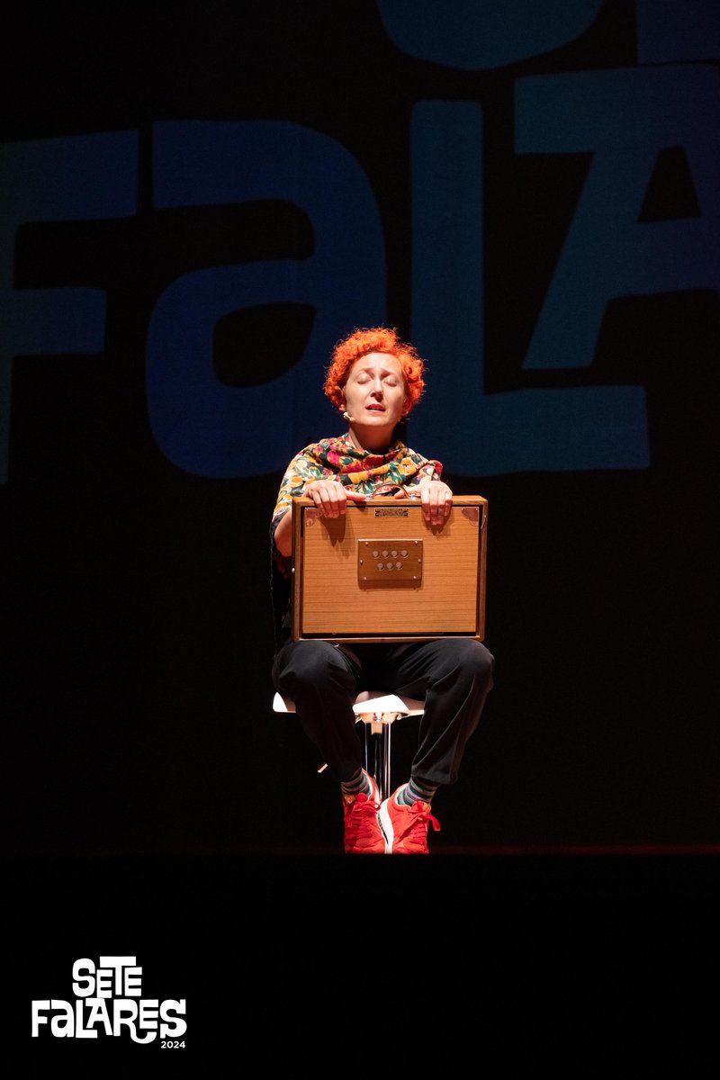 setefalares's tweet image. Onte, 6 de xuño, no Tres eran Tres escoitamos historias chegadas de Tras os Montes e da Arxentina, viñeron da man de Vitor Fernandes, Estefania Surreira e
Rodolfo Castro
setefalares.eu/programa-2024/
#Noga #narracionoralgalega #narracionoral #setefalares @pontevedrate
📷 @_Aporima_