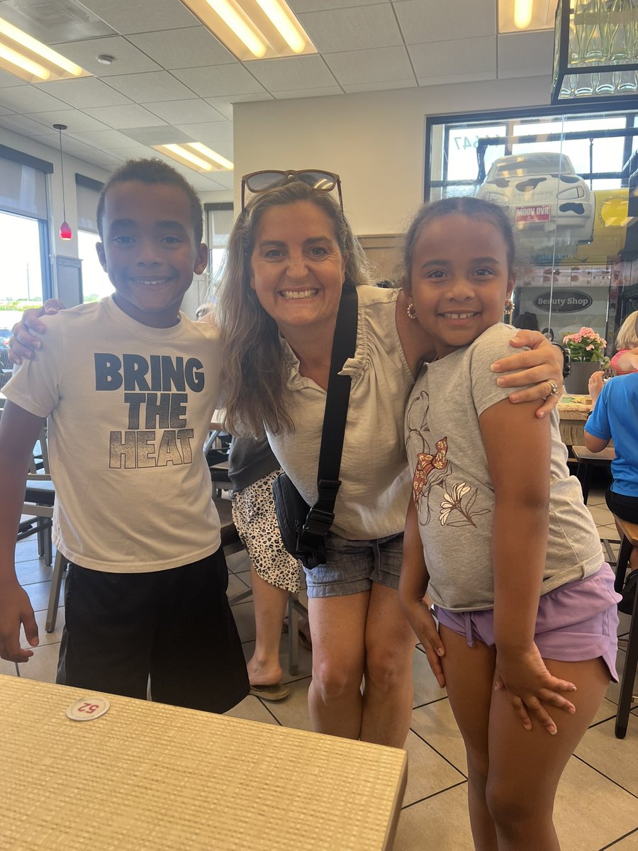 Love seeing our kids out in the community!!