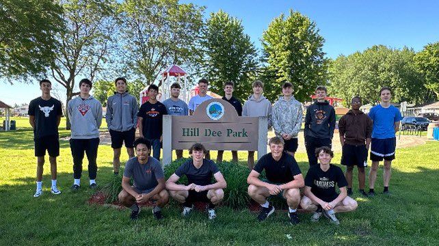 FARM1NGTON T1GERS ๐ (@farmingtonhoops) on Twitter photo Awesome job by the FARM1NGTON boys basketball team serving the <a href="/farmingtonmn/">City of Farmington, MN</a> community this morning by giving back & cleaning up Hill Dee Park. Great job T1GERS! Awesome job by the FARM1NGTON boys basketball team serving the <a href="/farmingtonmn/">City of Farmington, MN</a> community this morning by giving back & cleaning up Hill Dee Park. Great job T1GERS!