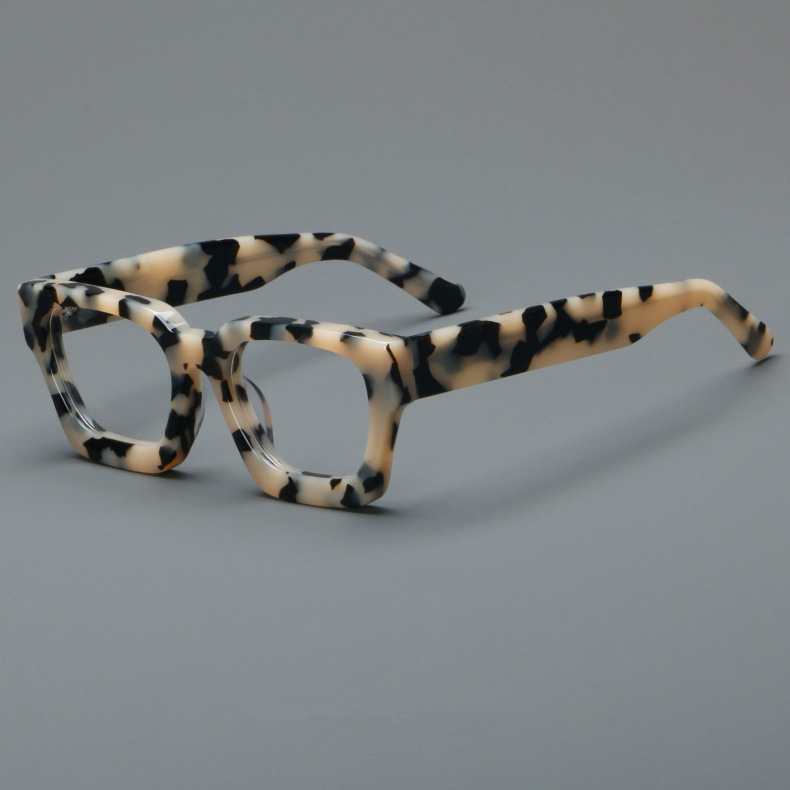 gezhen1992's tweet photo. 8004 High quality acetate eyeglass frames Retro Square glasses You can add your prescription #menglasses #womenglasses #fasioneyewear #eyewear #eyewearstyle #eyeglasses #eyeglassframes #southood #glasses #eyewearfashion #eyeglassframes #frames #optical https://t.co/mtkTVkYVR3