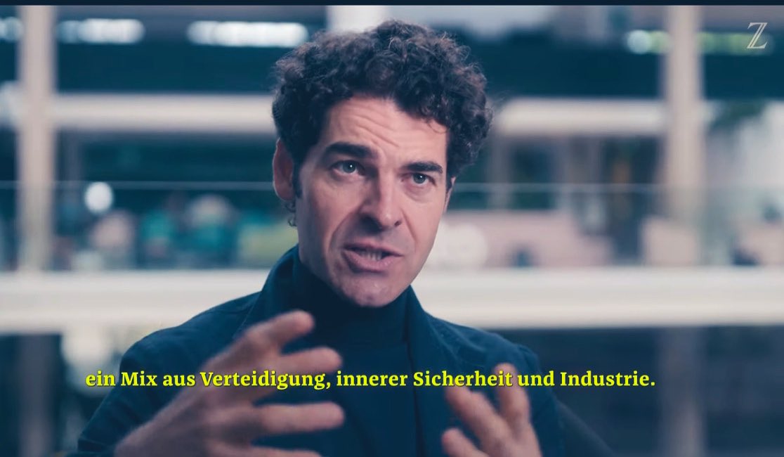 “To Giorgia with love” is an unmissable new documentary by <a href="/DIEZEIT/">DIE ZEIT</a> unpacking the emergence of - and meaning of - the new far-right on the EU project ahead of #europeanelections 

Glad to have contributed to possibly the sharpest journalistic analysis of Europe’s political future