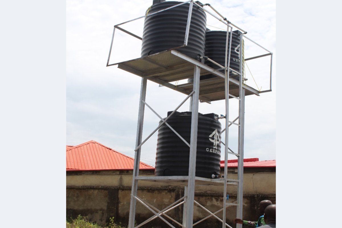 SOSCVNigeria's tweet photo. SOS Children’s Villages in Nigeria has improved WASH conditions in two community schools by building toilets and solar-powered boreholes. 
#WASH
#Education
#ChildrensRights https://t.co/wTPh3xDyzy
