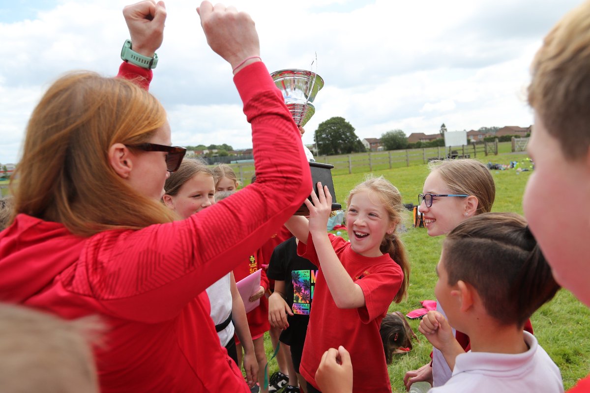 Aspire2Be's tweet photo. We were at @CarmAthletic yesterday for the #EarlyInTheMorning Project! 🏉

We held a tag rugby festival for almost 300 pupils who contributed to the project to celebrate the launch of the Carmarthen Athletic Museum website. 🎉

Visit the website here - https://t.co/LpKLWWyCTu https://t.co/cZPR9MR49I