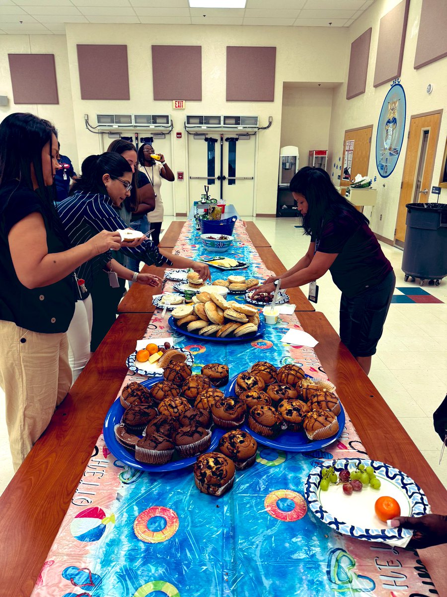 Risa Suarez tweet media