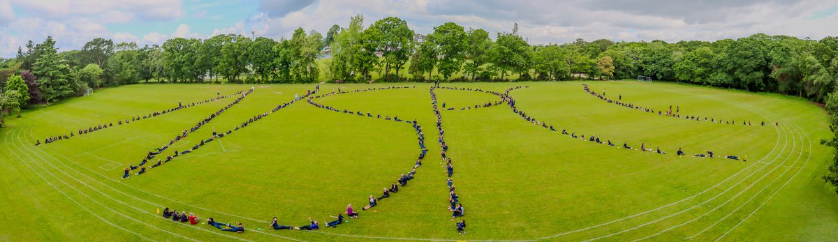 BallardSchool's tweet photo. Pupils enjoyed the sunshine and embraced #ChildhoodDay today. Our children came up with imaginative ways of moving as they completed their mile including ninja moves, cartwheels, wheelbarrows and even some slugs! #NSPCC #MoveAMile https://t.co/7YXIEMBQm2