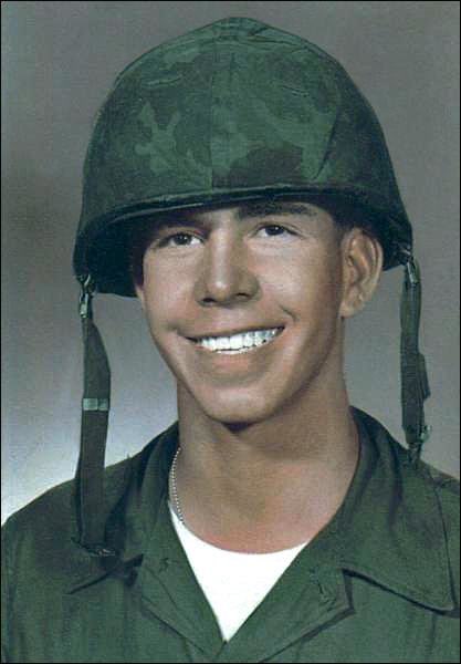 MilitaryCooI's tweet photo. Please help me honor PFC James J. Allen of Philadelphia, PA. He gave his all in 1968 in South Vietnam, Quang Nam province. Rest easy Hero 🇺🇸 https://t.co/uHT01Q8RPl