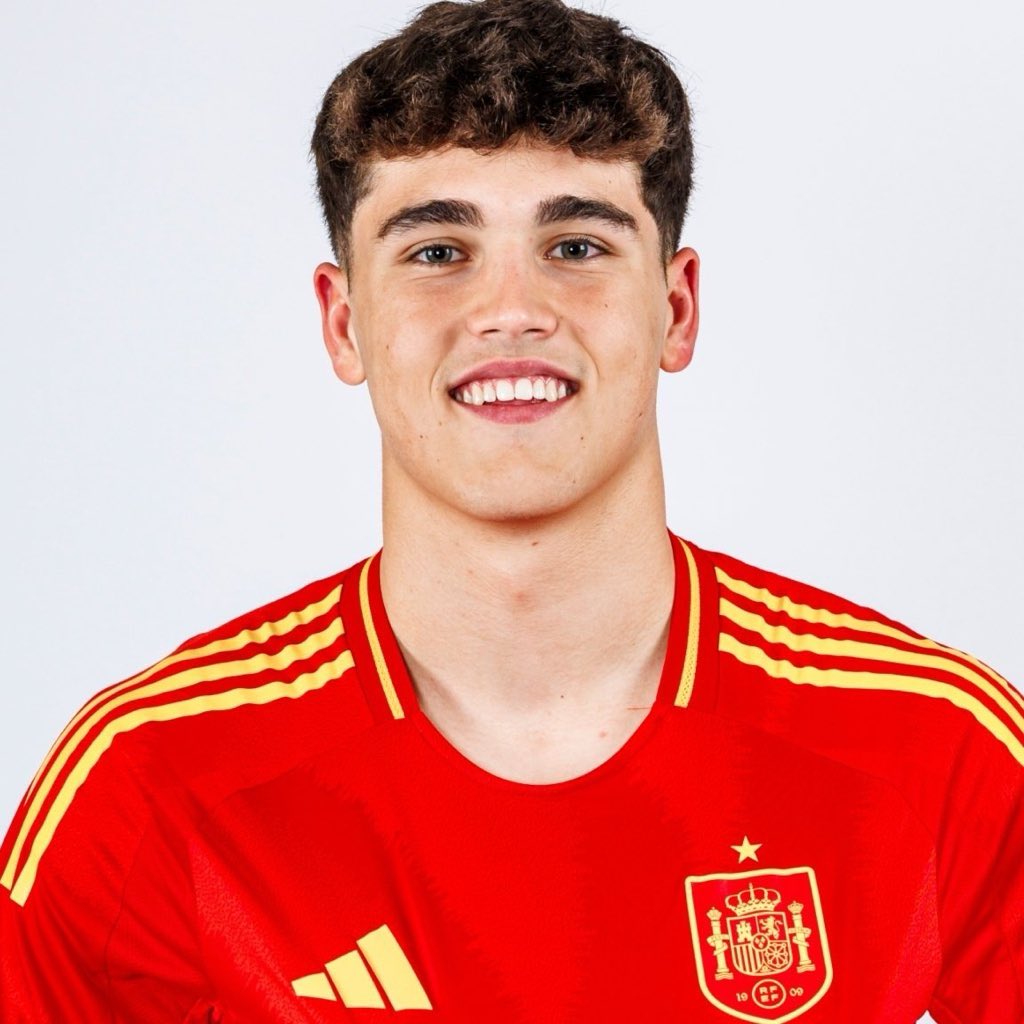 10delBarca's tweet photo. Pau Cubarsí se queda fuera de la convocatoria para la EURO2024. ¿Te parece una decisión justa?
❤️SI
🔁NO https://t.co/8fJfvzrE5c