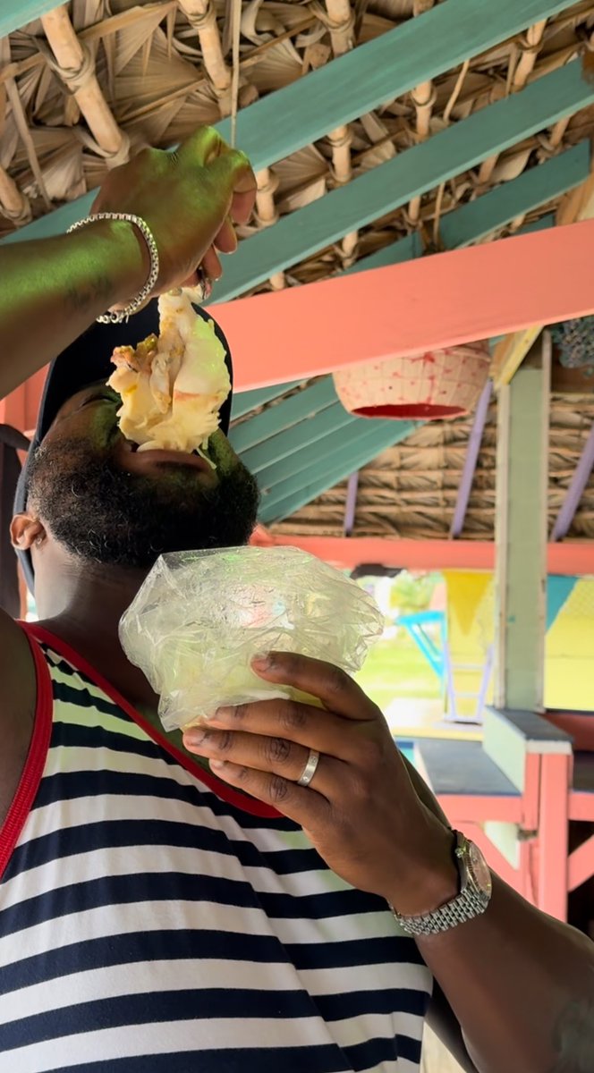 imnickmitchell's tweet photo. An old fashioned scorched conch is a must. Keep all that weird tropical shxt for the tourists 😂 https://t.co/FeEYi7OSgf