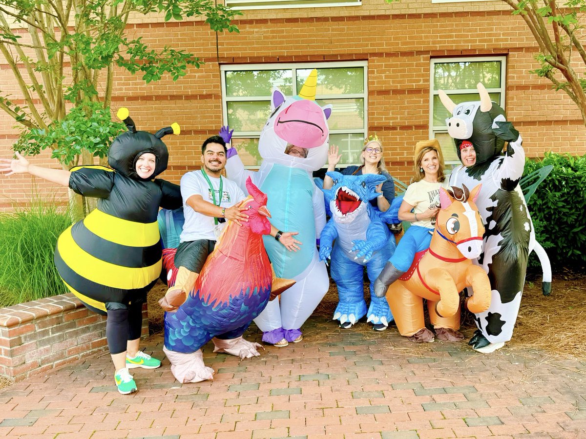 Happy last day of school from the 4th Grade Team!!! Have a great summer Wildcats!! 💙💚 <a href="/WeddingtonESNC/">Weddington Elementary School</a> <a href="/AGHoulihan/">Andrew G. Houlihan</a>