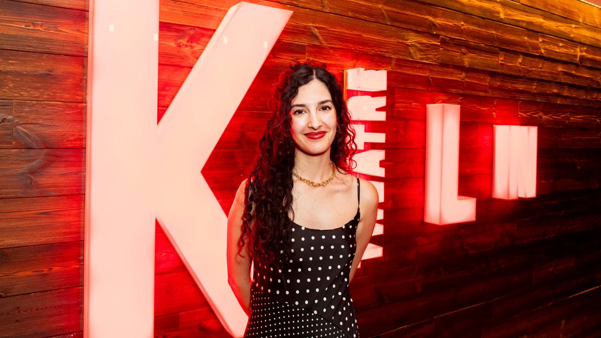 Kiln Theatre (@kilntheatre) on Twitter photo English is extending!
Following popular demand, and a fabulous press night, English will now play until 6 July. That means you have six extra chances to catch this ★★★★★ ‘Dazzling, clever and moving’ (<a href="/thetimes/">The Times and The Sunday Times</a>) production.
📸 David Jensen English is extending!
Following popular demand, and a fabulous press night, English will now play until 6 July. That means you have six extra chances to catch this ★★★★★ ‘Dazzling, clever and moving’ (<a href="/thetimes/">The Times and The Sunday Times</a>) production.
📸 David Jensen