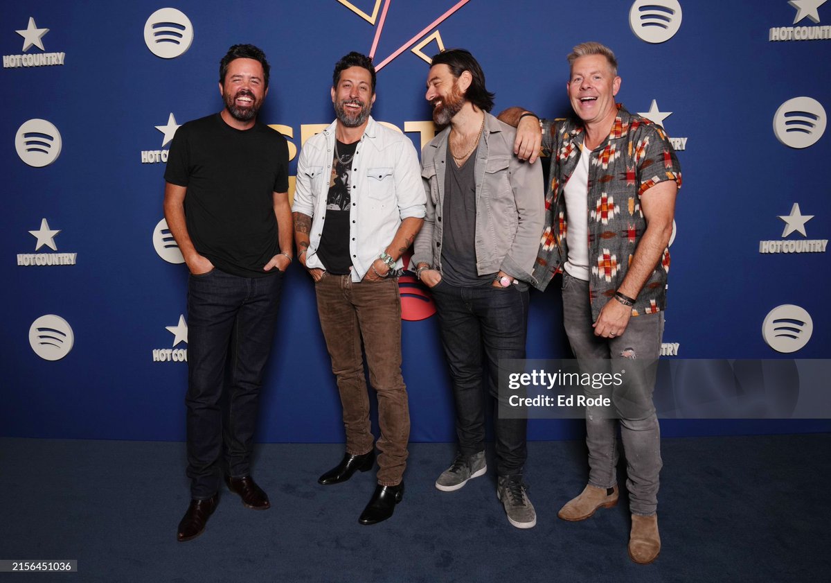 olddominionfan's tweet image. Cma fest day 1 #olddominion #odarmy #Nashville #spotifyhouse
📸: Getty Images