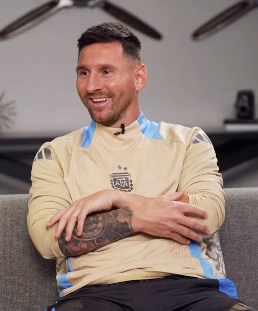 Está feliz. El resto no importa.