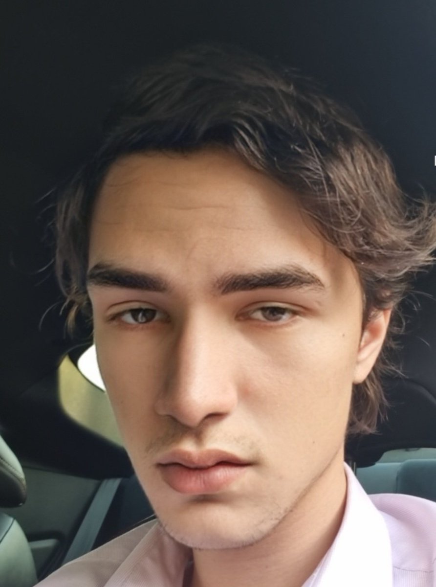 LegsGang's tweet photo. Reason 1 of why you should watch LegsGang. https://t.co/cKAVUTBxjy