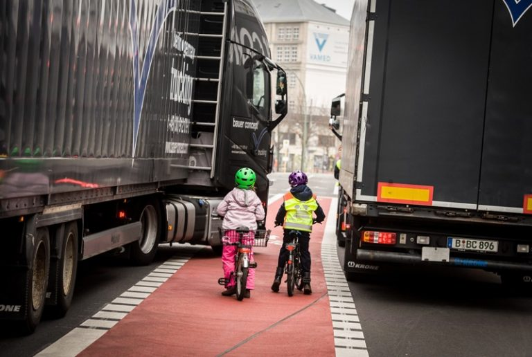 McclureJayjay's tweet photo. "Eine Veränderung, von der alle Verkehrsteilnehmende profitieren." https://t.co/yDa53vsCpa